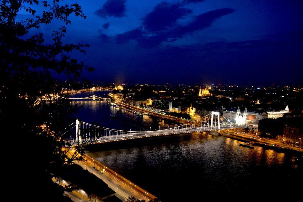 Art Orangehouse Budapest Rom bilde